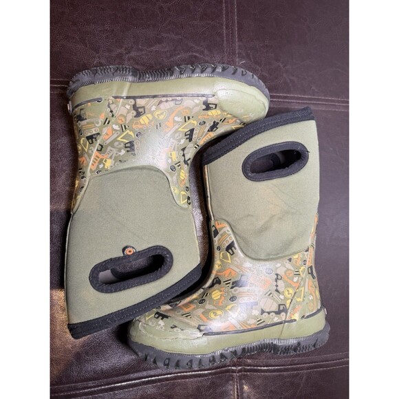 Bogs Kid's Classic II Insulated Rain Boots with Construction Vehicles Size 11 - Picture 5 of 8